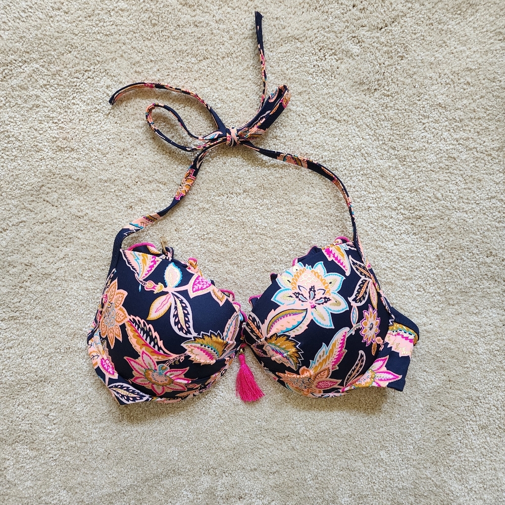 Shade & Shore Floral Swim Top